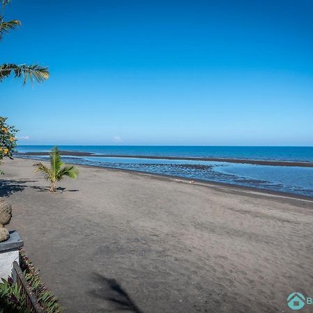 Villa Kamboja - Intimate Luxury Lovina Beach Villa Banjar  المظهر الخارجي الصورة
