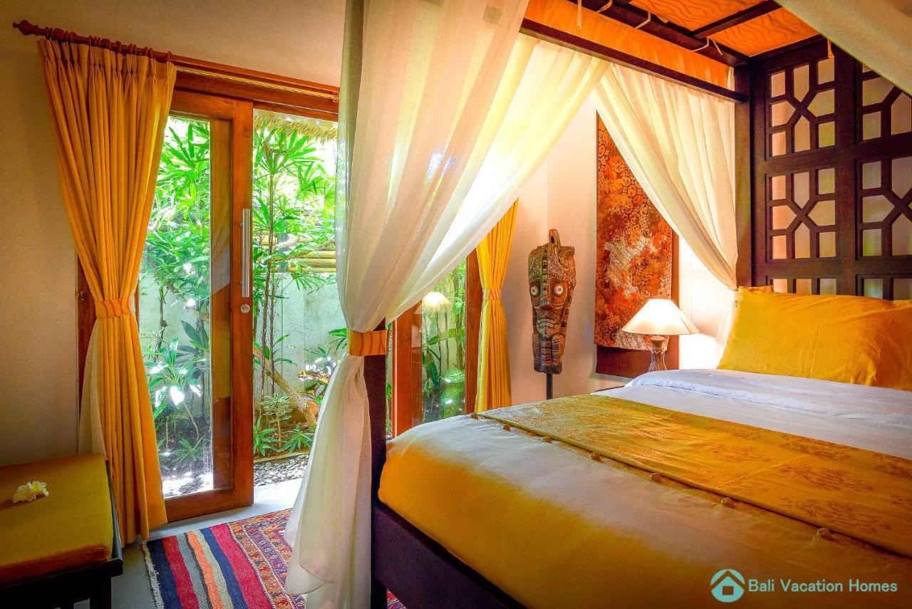 Villa Kamboja - Intimate Luxury Lovina Beach Villa Banjar  المظهر الخارجي الصورة